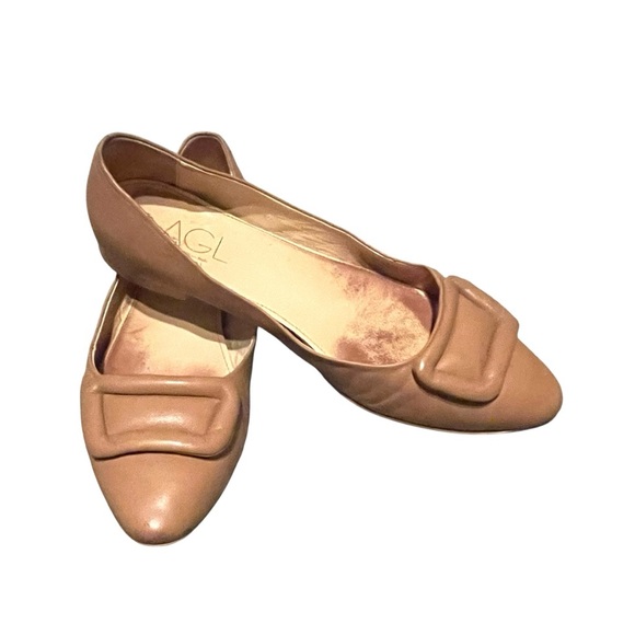 AGL Elegant Tan Women's Flats Size 9 - Picture 2 of 9